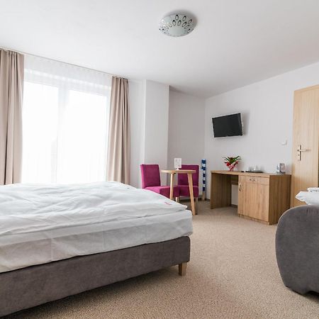 Magnolia Pokoje I Apartamenty Dębki Eksteriør bilde